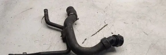 Audi A4 S4 B7 8E 8H Engine coolant pipe/hose 8e0121101c