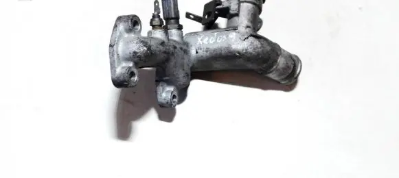 Mazda Xedos 9 Engine coolant pipe/hose