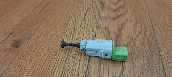 Renault Vel Satis Brake pedal sensor switch 8200276360