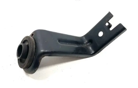 Toyota Avensis T270 Radiator mount bracket 165230R010