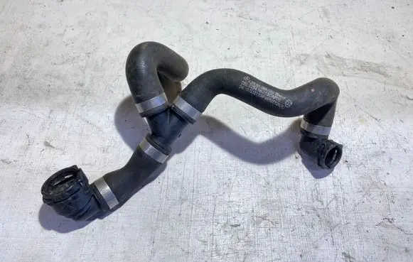 Mercedes-Benz GLE (W166 - C292) Engine coolant pipe/hose A2055013984