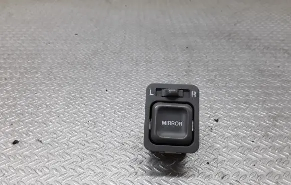 Honda CR-V Wing mirror switch 1834982