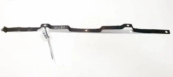 Volkswagen PASSAT B5.5 Engine mounting bracket