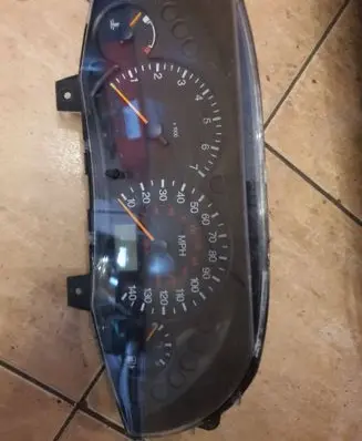 Ford Focus Speedometer (instrument cluster) 98ap10841BC 44ZU115