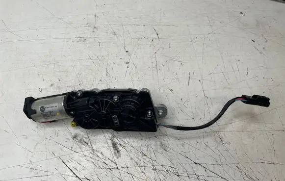 BMW X5 E70 Tailgate/trunk/boot lock/catch/latch 51247175817 16367210 977706103