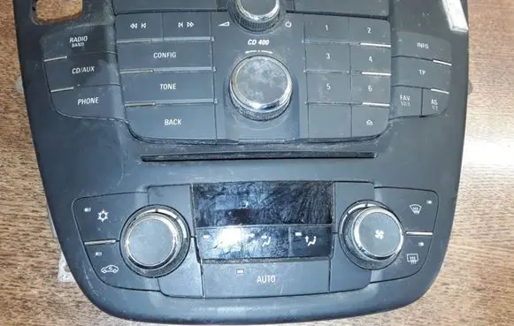 Opel Insignia A Climate control unit 13273095
