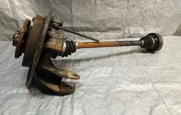 Volkswagen Touareg I Stub axle 7L0505436B