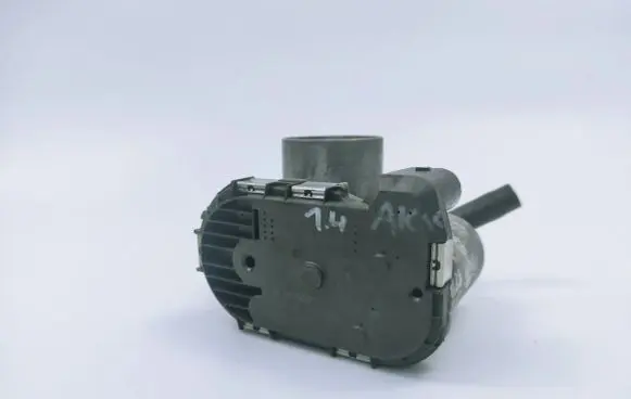 Seat Ibiza II (6k) Throttle body valve 030133062C