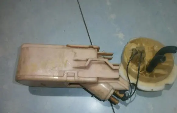 Nissan Almera In-tank fuel pump SEAPOM