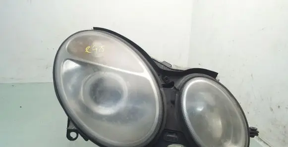 Mercedes-Benz E W211 Headlight/headlamp A0008201608