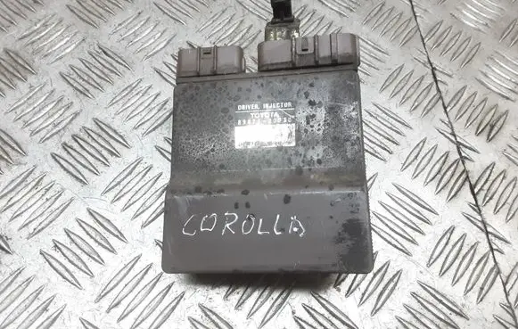 Toyota Corolla E120 E130 Fuel injection control unit/module 8987120030