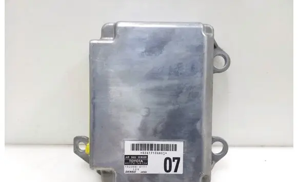 Toyota Land Cruiser (J120) Airbag control unit/module 8917060120