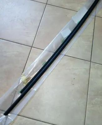 Front door glass trim molding