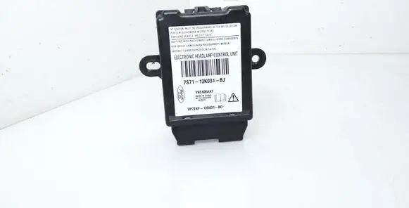 Ford Mondeo MK IV Light module LCM 7S7113K031BJ VP7EKF13K031BO