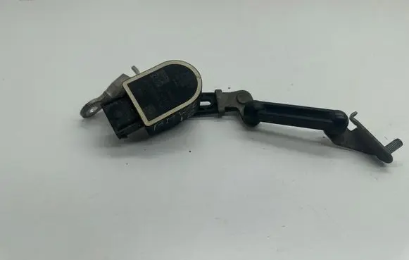 BMW 6 F06 Gran coupe Headlight/headlamp level sensor 6860843 25916010 ABE52150