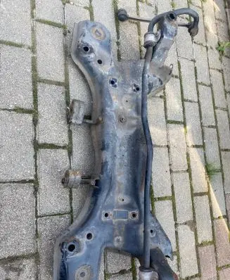 Volkswagen Polo V 6R Front subframe