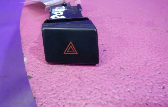 Mazda MX-5 NB Miata Hazard light switch 15A468