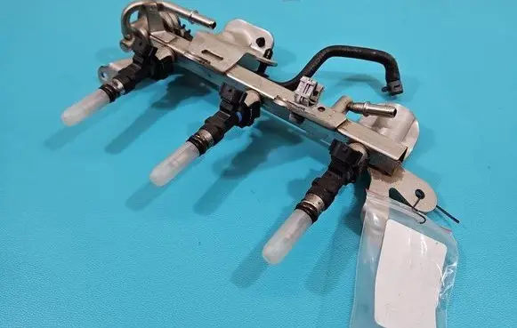 Renault Captur Fuel injector 175201470R IMPRK1482330