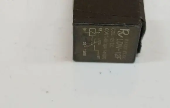 Volkswagen Golf IV Other relay
