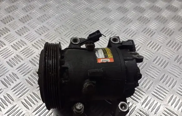 Nissan Almera N16 Air conditioning (A/C) compressor (pump) 92600-F510