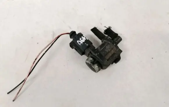 Skoda Superb B5 (3U) Turbo solenoid valve 1j0906283c