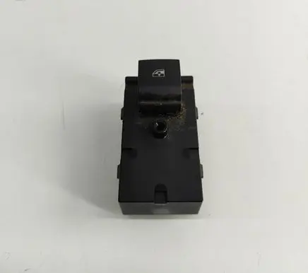 Opel Mokka Electric window control switch 13301888