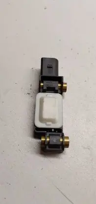 Audi A4 S4 B7 8E 8H Airbag deployment crash/impact sensor 8E0959643E 200737
