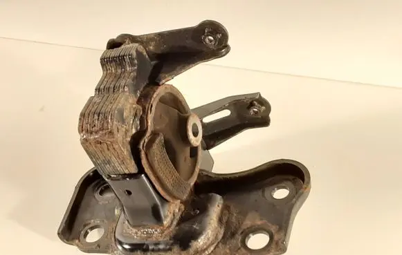 Toyota Verso Gearbox mount TRP7AV94067