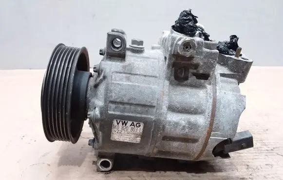 Volkswagen PASSAT B6 Air conditioning (A/C) compressor (pump) 1K820803L
