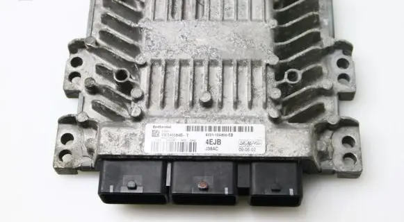 Ford Fiesta Engine control unit/module 8V2112A650EB