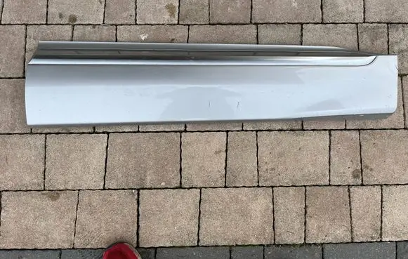 Hyundai Santa Fe Front door trim (molding) 