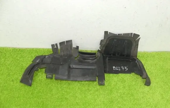 Audi A6 S6 C8 4K Intercooler air guide/duct channel 4K0121284R