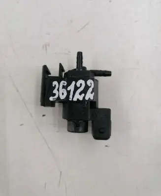 BMW X5 E70 Vacuum valve 70231800 11T203
