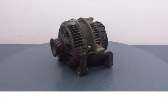 BMW 5 E39 Generator/alternator 2247389