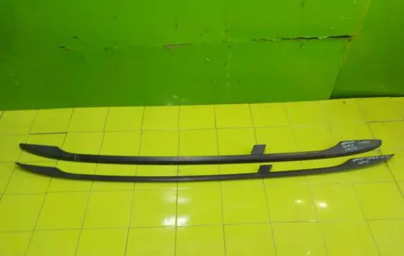 Volkswagen Golf VI Roof bar rail 