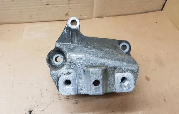 Volkswagen Eos Gearbox mounting bracket 1K0199117AH