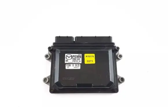 Mazda 3 III Engine control unit/module PEMN188K2B E6T66377HZC PEMN18881