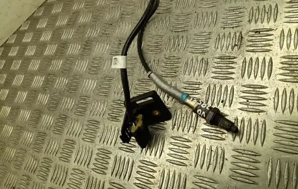 BMW 2 Active Tourer U06 Lambda probe sensor 8686977