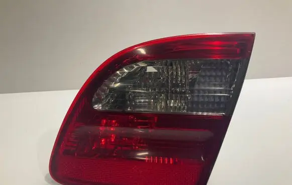 Mercedes-Benz E W211 Tailgate rear/tail lights A2118203064 379510 RWLS211