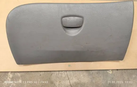 Renault Laguna II Glove box