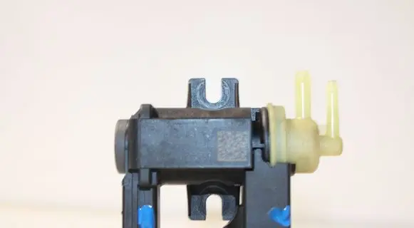 Audi A6 C7 Turbo solenoid valve 8K0906627