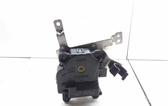 Subaru Legacy Intake manifold valve actuator/motor 0637008630