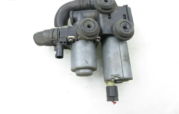 BMW X3 E83 Coolant heater control valve 1147412149 8369807