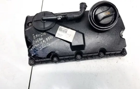Skoda Octavia Mk2 (1Z) Rocker cam cover 038103475N