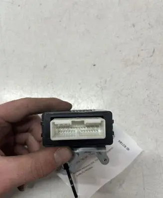 Toyota Auris 150 Window wiper relay 8594002040 4230001070
