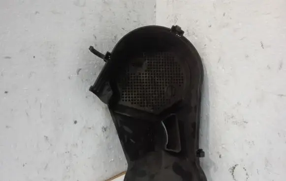 Audi A6 Allroad C5 Timing belt guard (cover) E059109123K Z059109107A