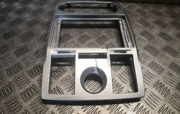 Chrysler 300 - 300C Other center console (tunnel) element XB311ZBAA