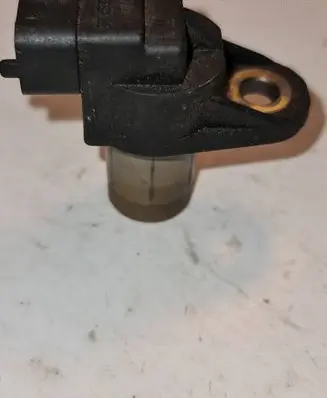 Mercedes-Benz E W210 Camshaft position sensor A0031539728