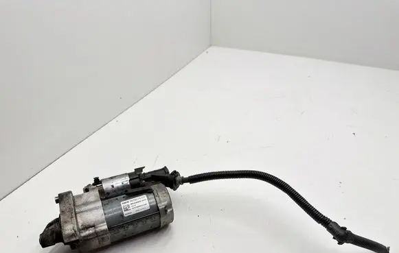 BMW 1 F40 Starter motor 8658275 351200084 MS4380003512