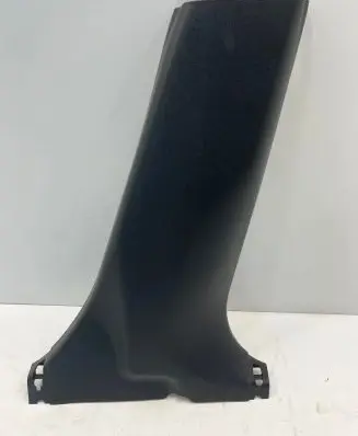 (B) pillar trim (bottom)